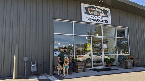 Midtown animal clinic - Midtown Veterinary Hospital, Houston, Texas. 646 likes · 2 talking about this · 491 were here. We are a full-service AAHA Accredited general practice with a high standard of care. Come visit us!